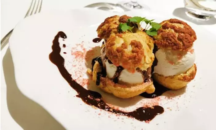 Découvrez une table d’exception nichée au cœur de la Provence