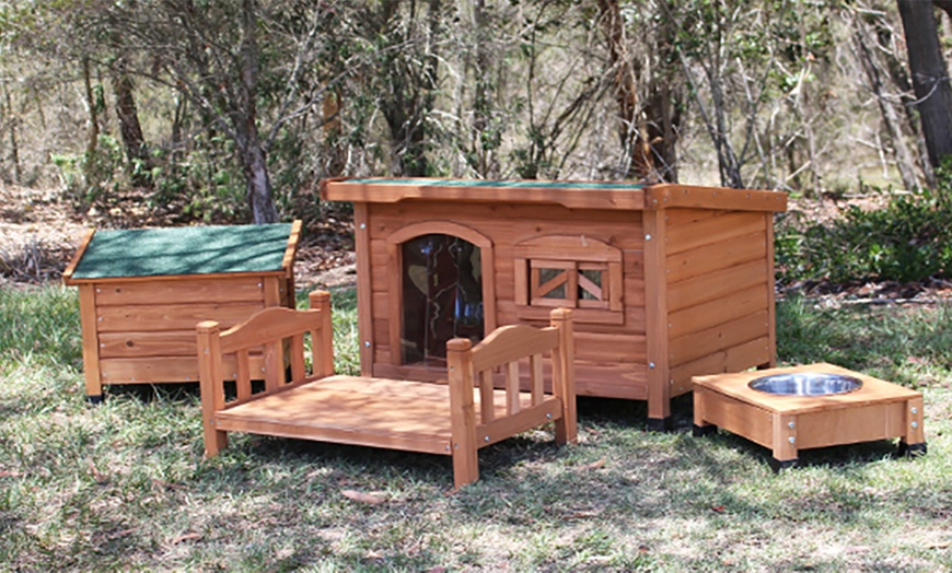 Image 18: Cedar Wood Dog Kennels