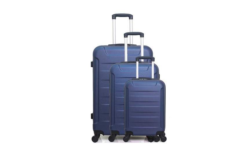 Image 17: Three Suitcases Set