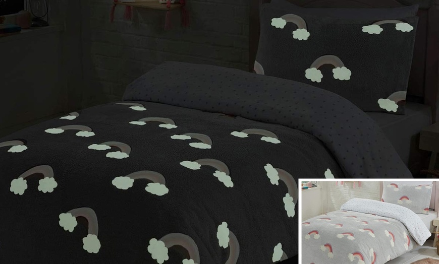 Image 18: Glow in the Dark Duvet Set