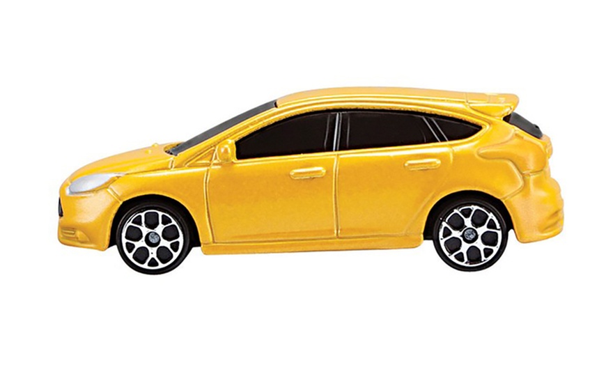 Image 11: Maisto Die-Cast Car Gift Set