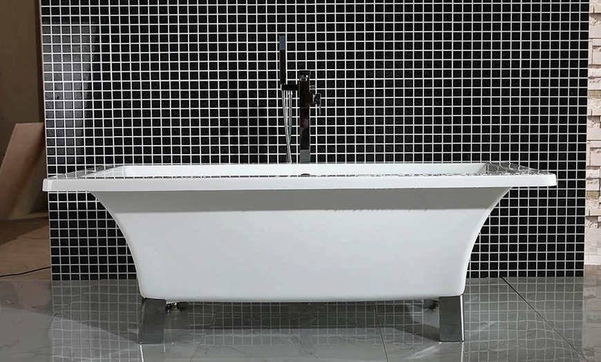 Image 3: Deluxe Home Bath