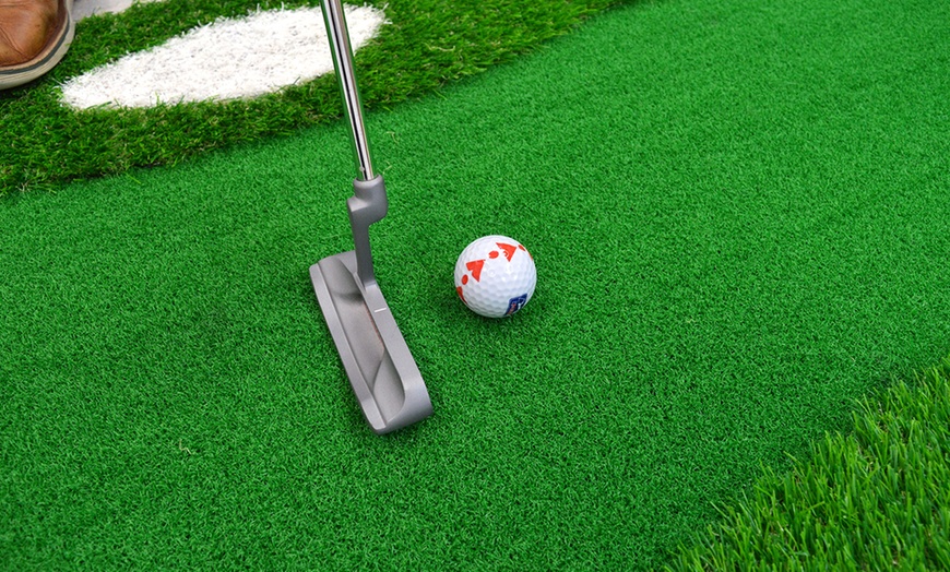 Image 10: PGA Tour Putting Mat