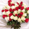 Image 1: Un bouquet "Love Me" de 30 tiges sur Kokomo.fr