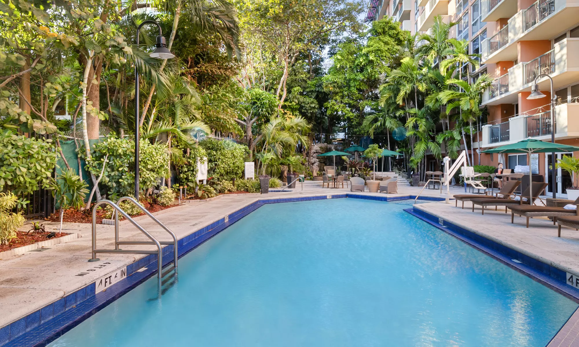 Relax at The Mutiny Hotel, Miami's Hidden Gem