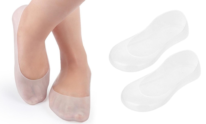 Image 1: Silicone Moisturising Gel Socks