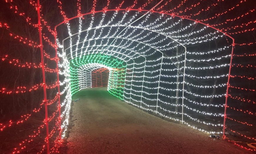 Image 2: Drive-Thru Christmas Lights, Through Jan 3, 2026 – Central Texas