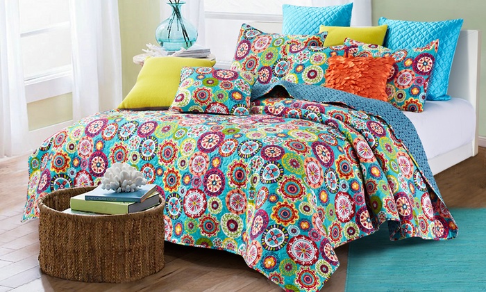 Virah Bella Spring Collection Quilt Set (3-Piece) | Groupon