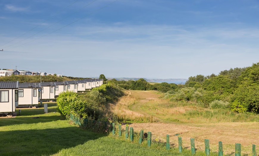 Image 3: Cornwall Getaway: Stay Up to 7 Nights by the Sea