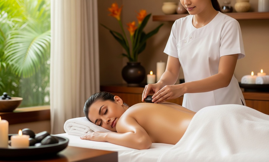 Image 3: Hot Stone Massage inkl. Orangen-Massage oder Fußdruckpunkt-Massage