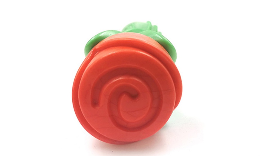 Image 5: Pet Rose Chew Toy