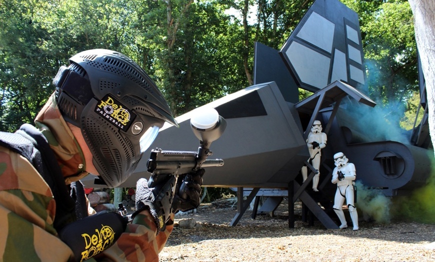 Image 5: Paintball with Lunch for Five