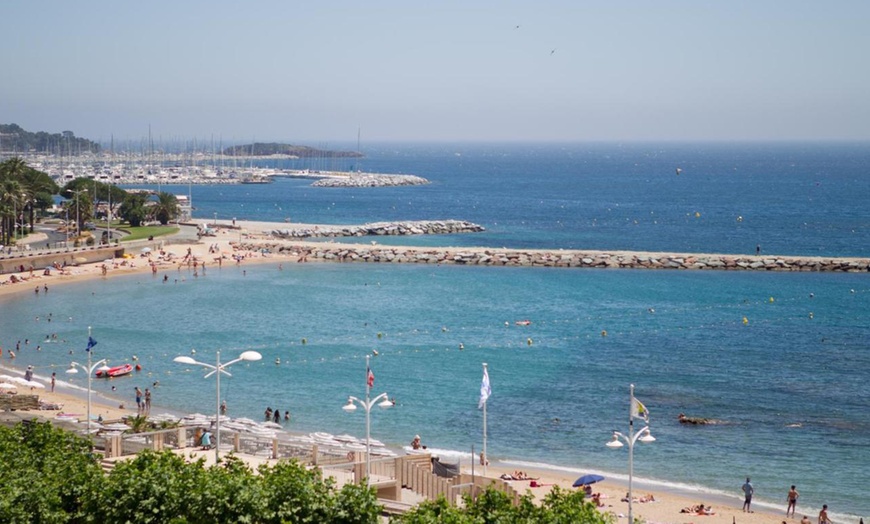 Image 19: Saint-Raphaël : 1 à 3 nuits avec petit-déjeuner et menu découverte