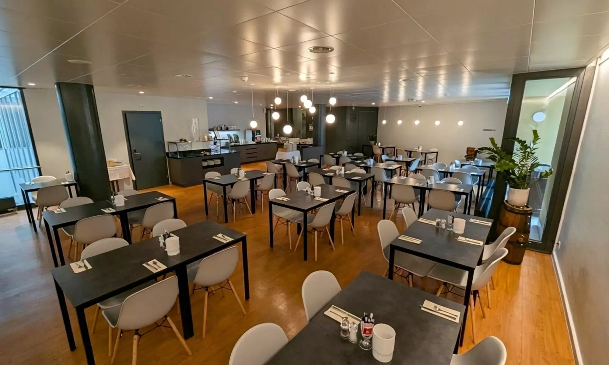 ✈ Lucerne, Interlaken & Montreux with Interlaken Express & Goldenpass