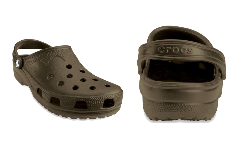 Image 10: Déstockage sabots CROCS unisexe