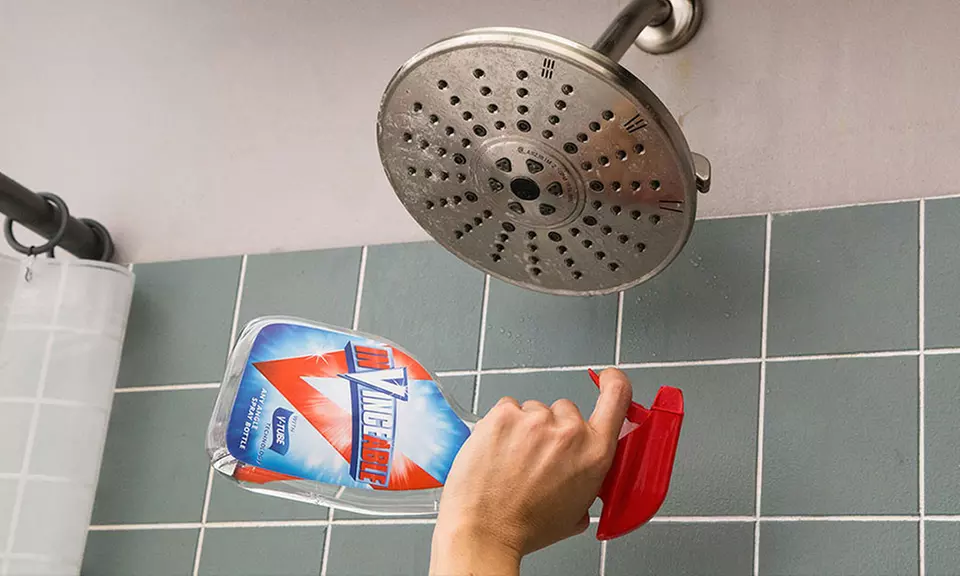 Spray détachant multi-usage + Pastilles de recharge effervescentes InVinceable en option - Primary Image