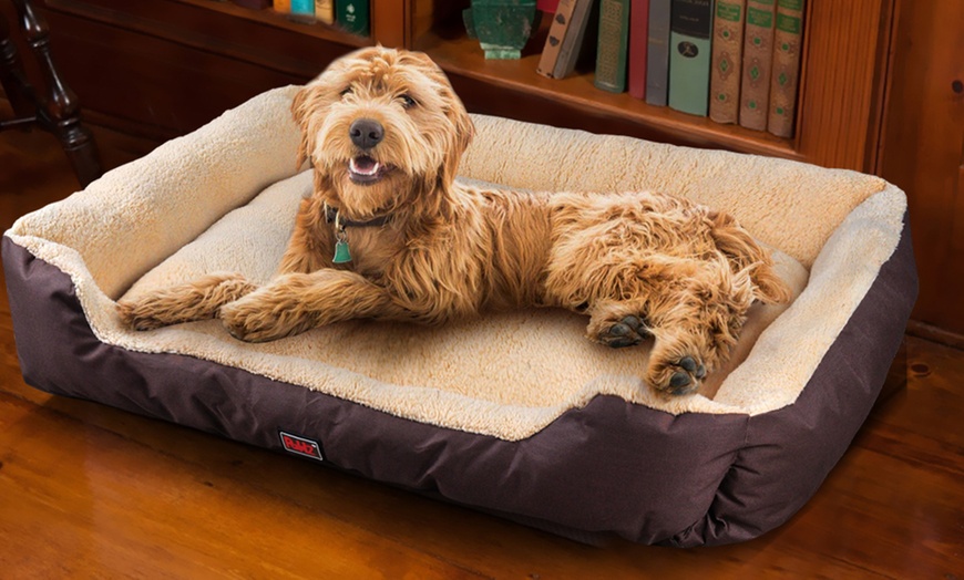 Image 20: Fleece Warm Pet Bed