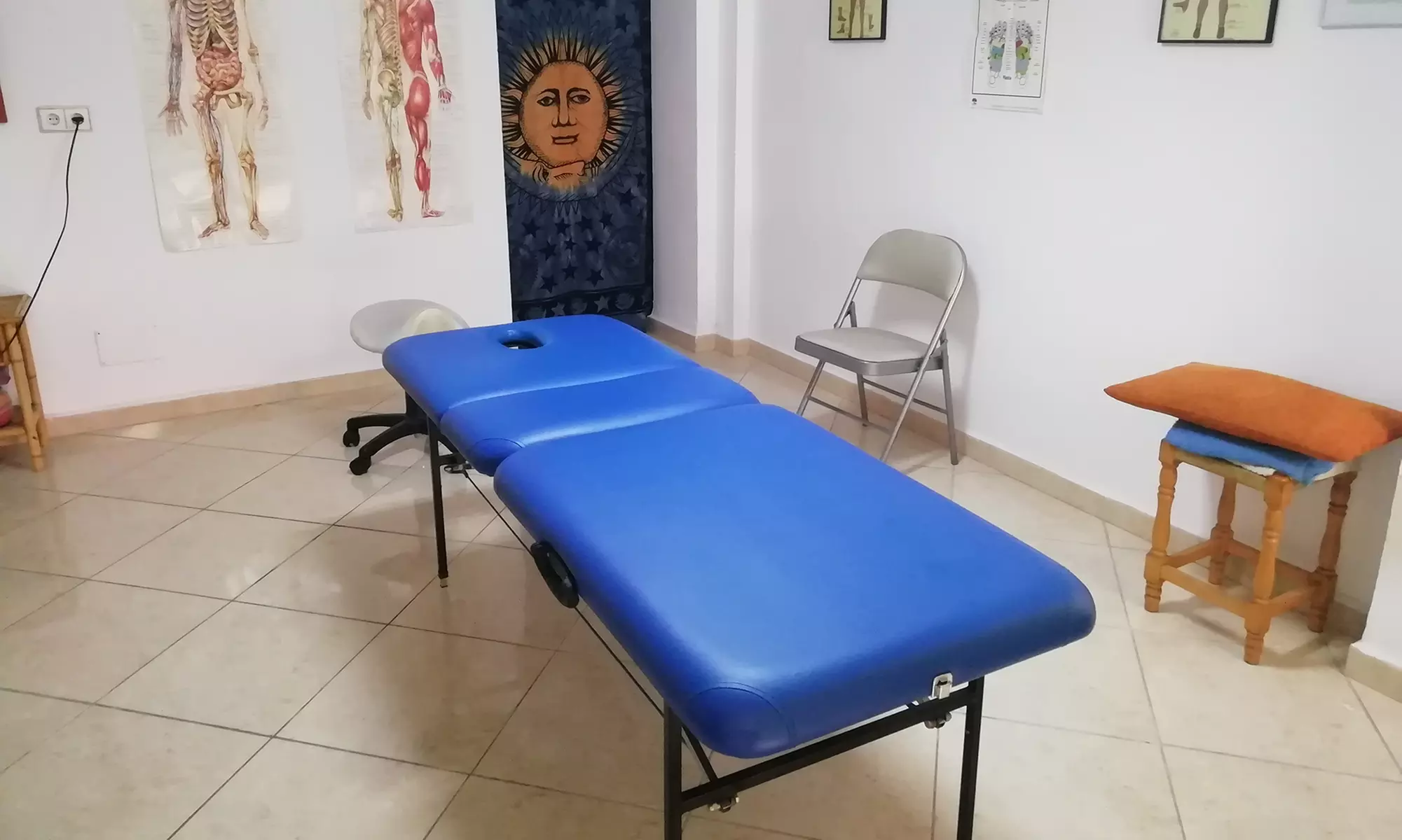 Masaje corporal shiatsu con tratamientos adicionales a elegir para 1