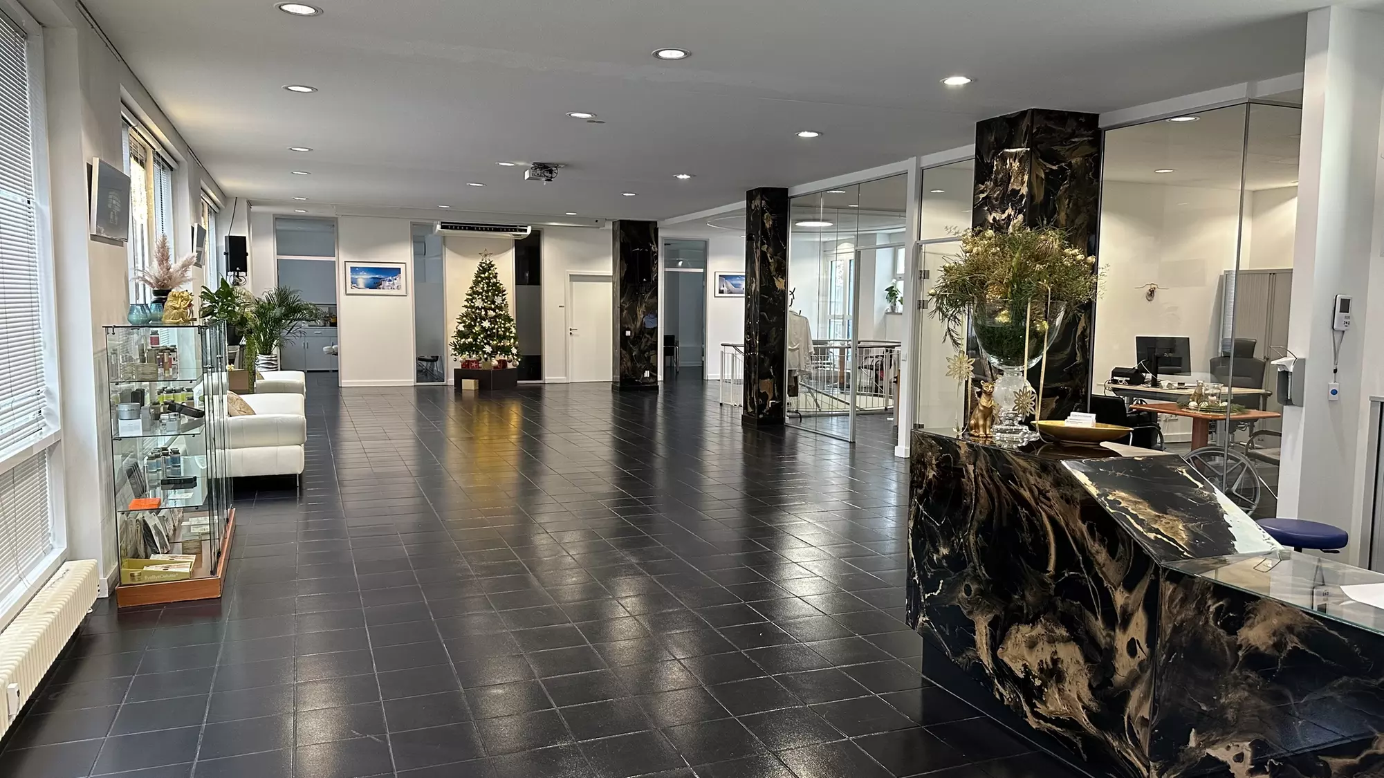 Frier dich fit! Entdecke die eiskalte Kryolipolyse an 1-4 Zonen