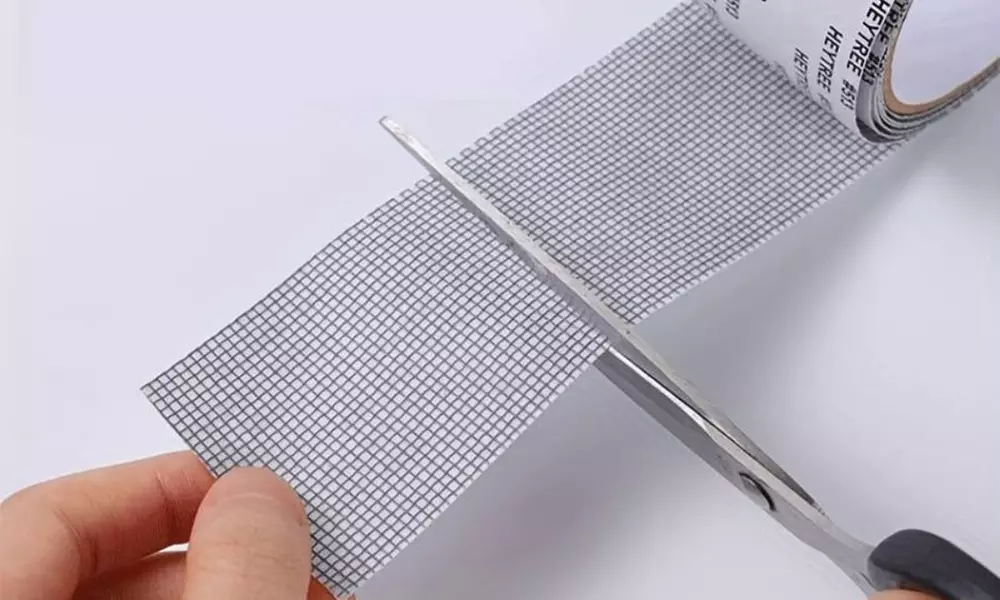 Ruban de réparation adhésif pour moustiquaire 4,5 mètres