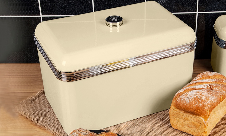 Image 1: Swan Retro Bread Bin