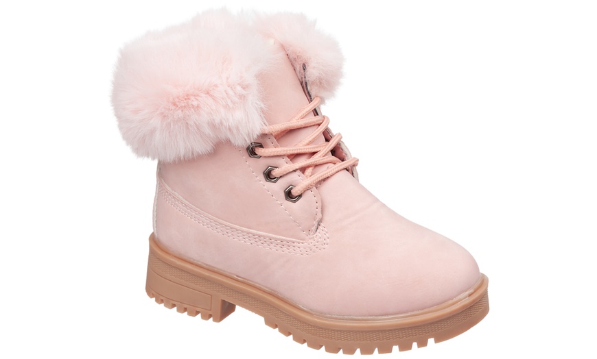 Image 2: Girls Fashion Ankle Boots