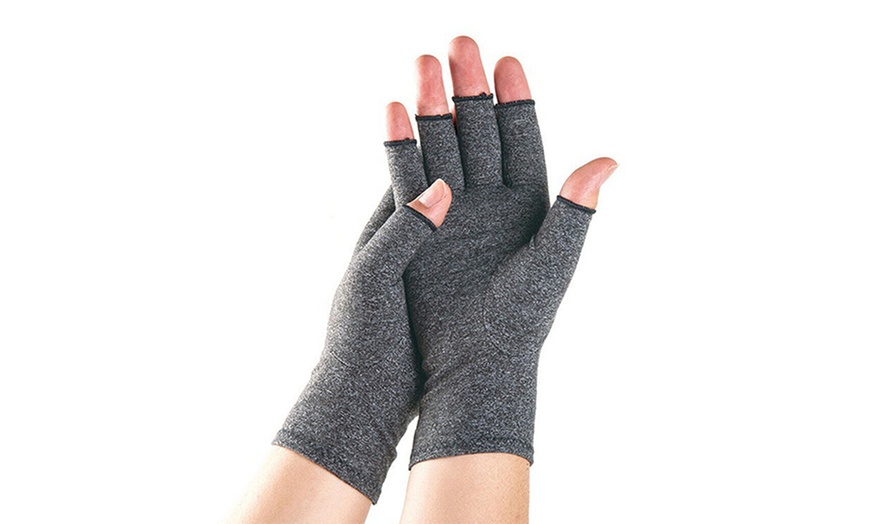 Image 4: Paire de gants de compression contre l'arthrite