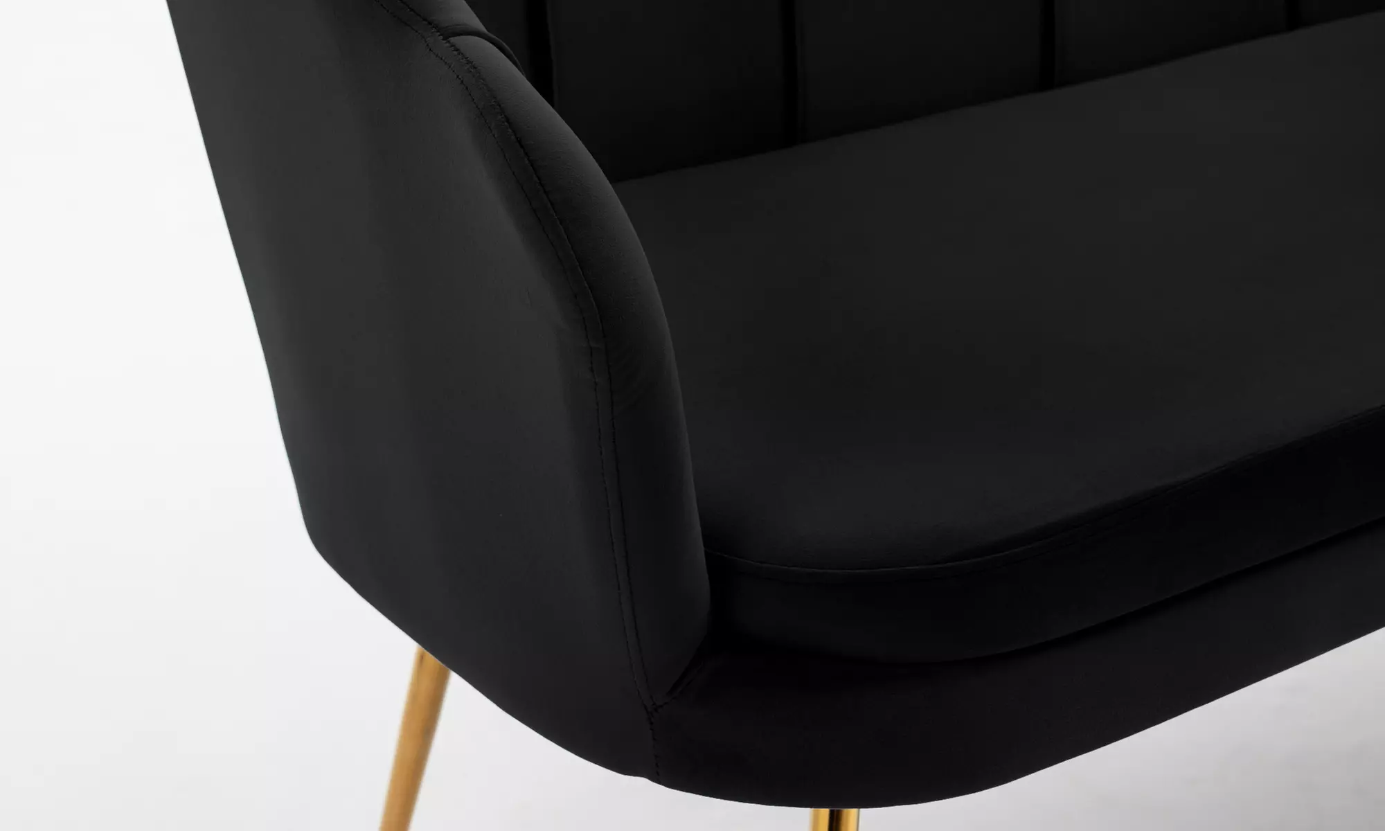 Divano a due posti a forma di conchiglia