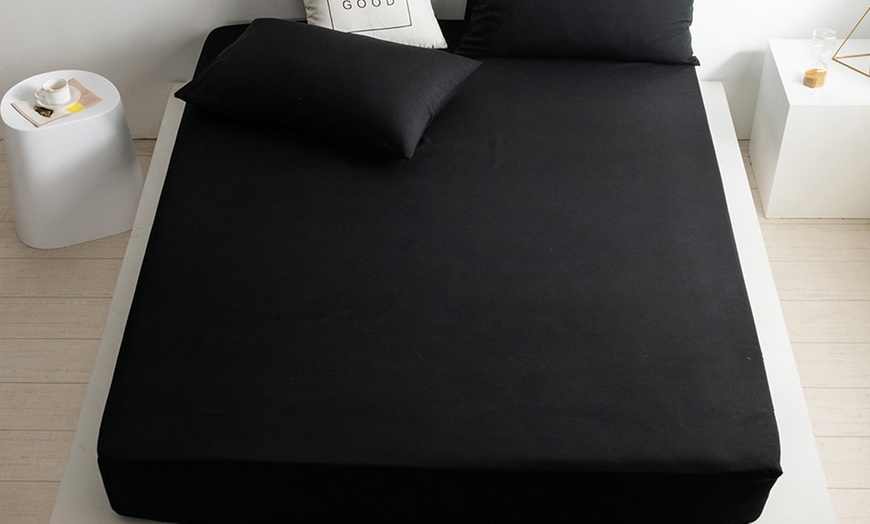 Image 10: Fitted Bed Sheet in choice of sizes with optional Pillow Case