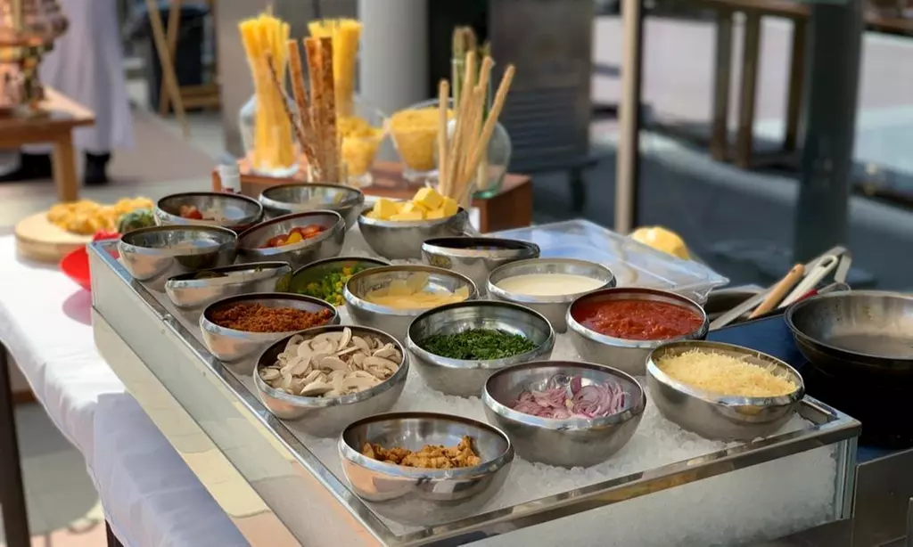 5* Saturday Brunch w/Optional Pool Access: Child AED 75, Adult AED 149