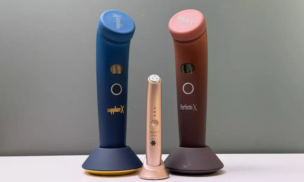 Hautverjüngende Behandlung mit Infrarot-Lichttherapie für 1 Person