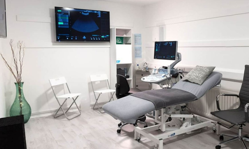 Image 2: Up to 34% Off on Ultrasound - 3D / 4D at Window to the Womb - London