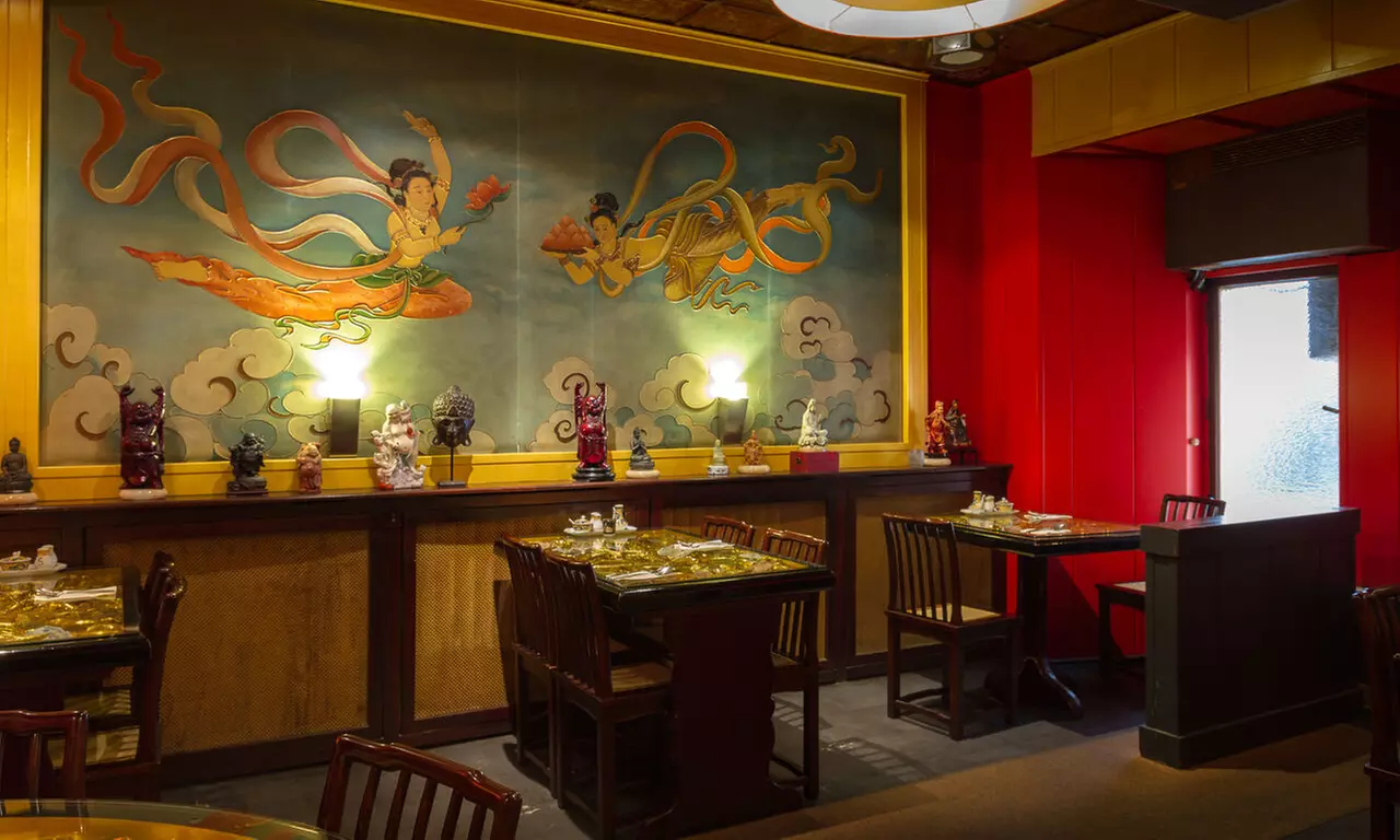 Peking-Ente serviert als 4-Gänge-Menü inkl. Aperitif für 4 Personen