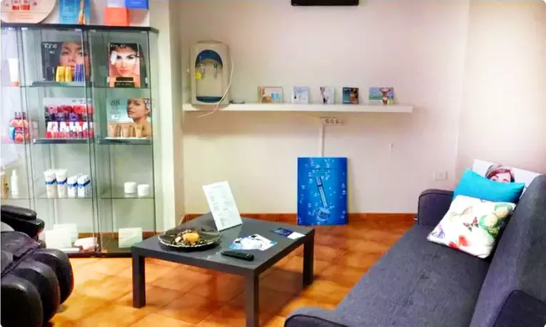 Higiene facial con opción a tratamiento con vitamina C o hialurónico