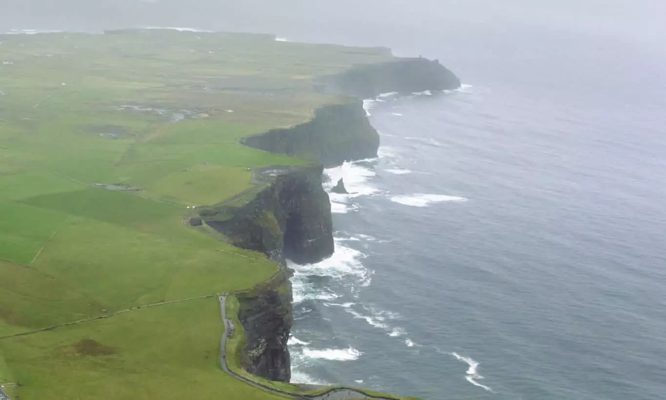 Explore Ireland’s Beauty from the Skies: Helicopter Buzz Flight