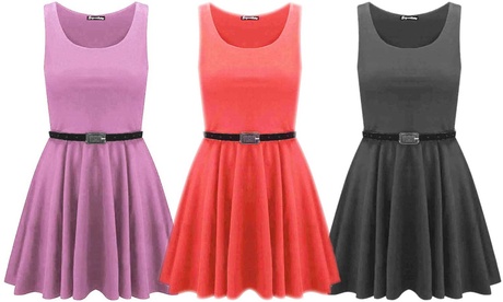 Robe patineuse sans manches avec ceinture Oops
