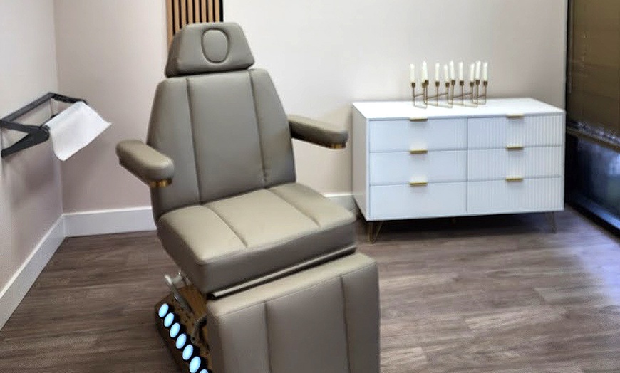 Image 4: Up to 37% Off on Injection - Botox at Marjan Spa