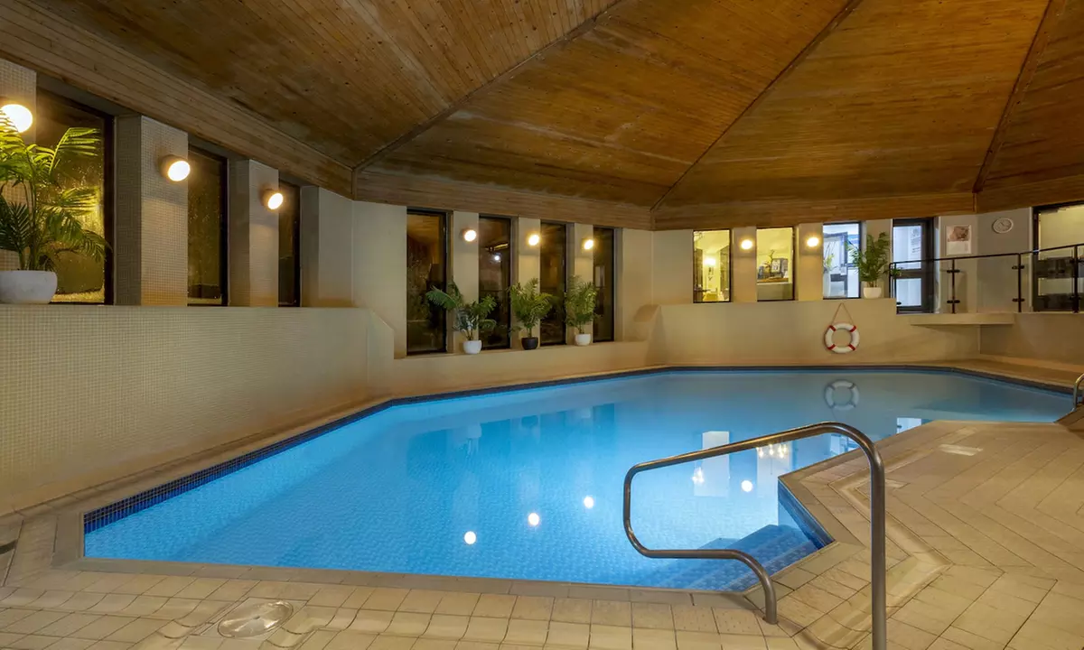 4* Chatham, Kent: Double Room Stay with Breakfast, Dinner & Late Checkout