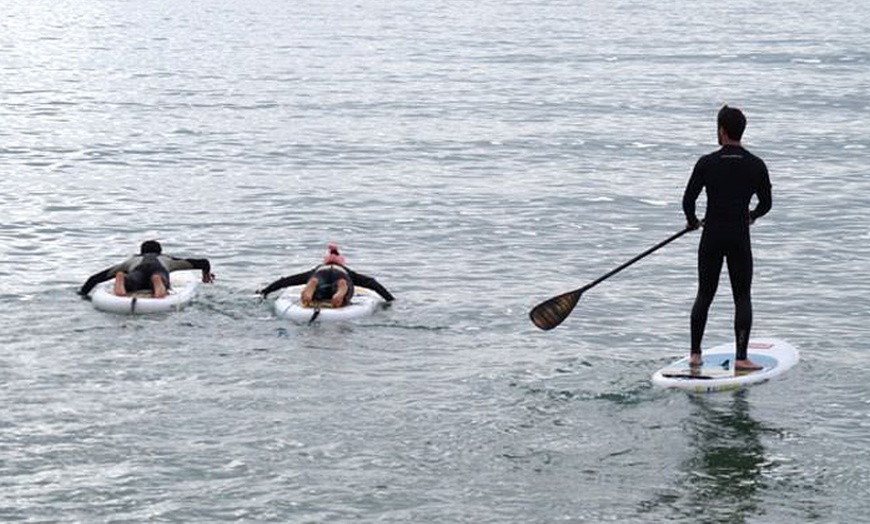 Image 4: Sesión de bautismo de paddle surf con Maresme Waves