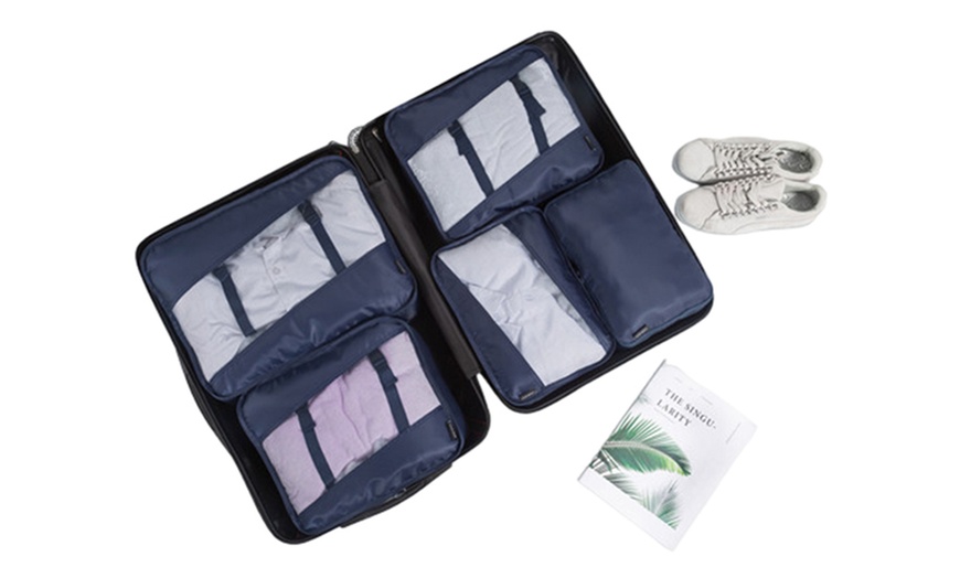 Image 7: Five Travel Packing Cubes