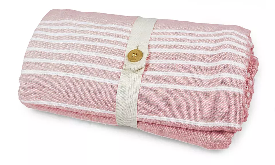 Sofabezug und Tagesdecke aus natürlicher recycelter Baumwolle