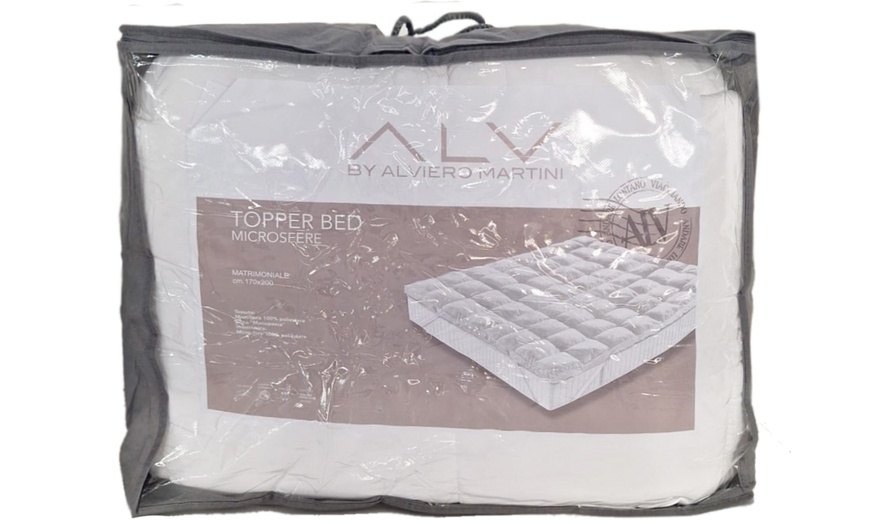 Image 2: Topper matrimoniale in microsfere Alviero Martini