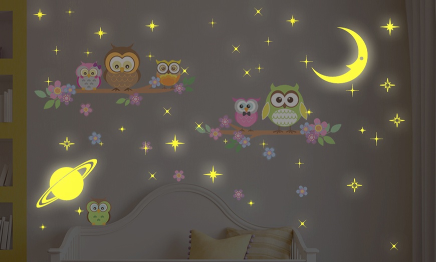 Image 10: Glow-in-Dark Wall Stickers