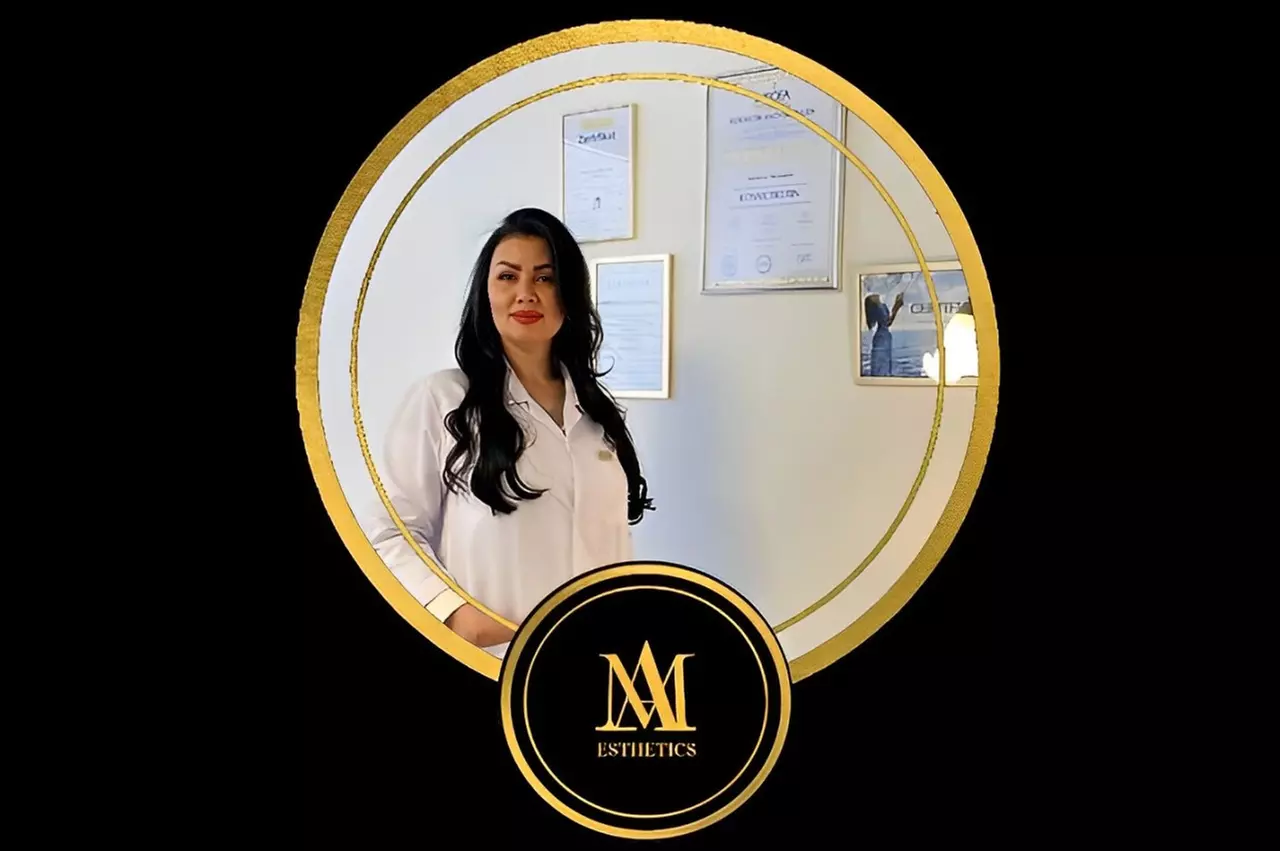 Augenbrauen- & Wimpern färben inkl. korrektur