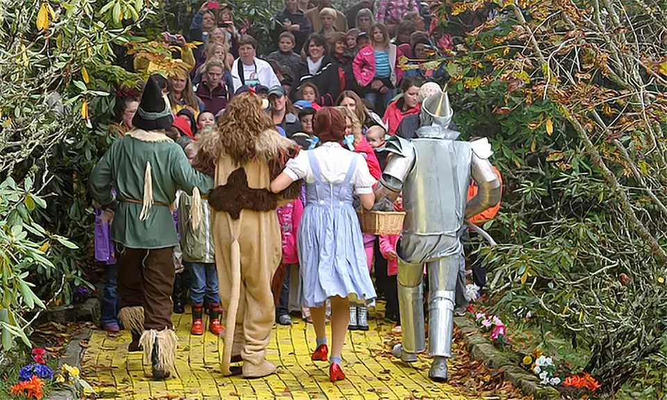 Admission to Autumn of Oz on September 8th for One, Two, or Four People at Land of Oz (Up to 19% Off) - Second Medium