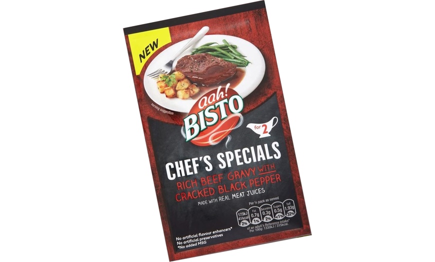 Image 4: 6 or 12 Bisto Beef Gravy and Cracked Back Pepper Sachets 25g