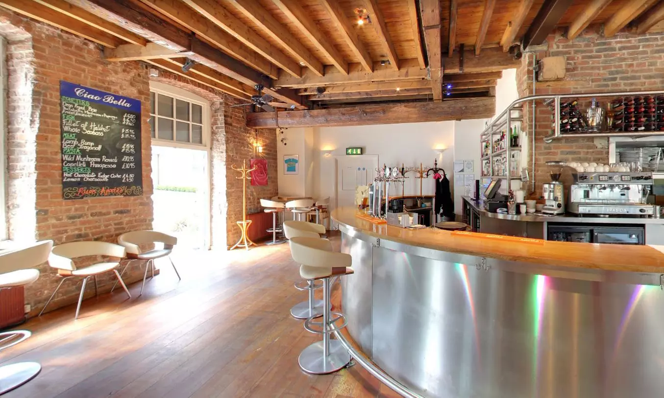 Savor Italian Cuisine worth £25 or £50 at Ciao Bella in Brewery Wharf