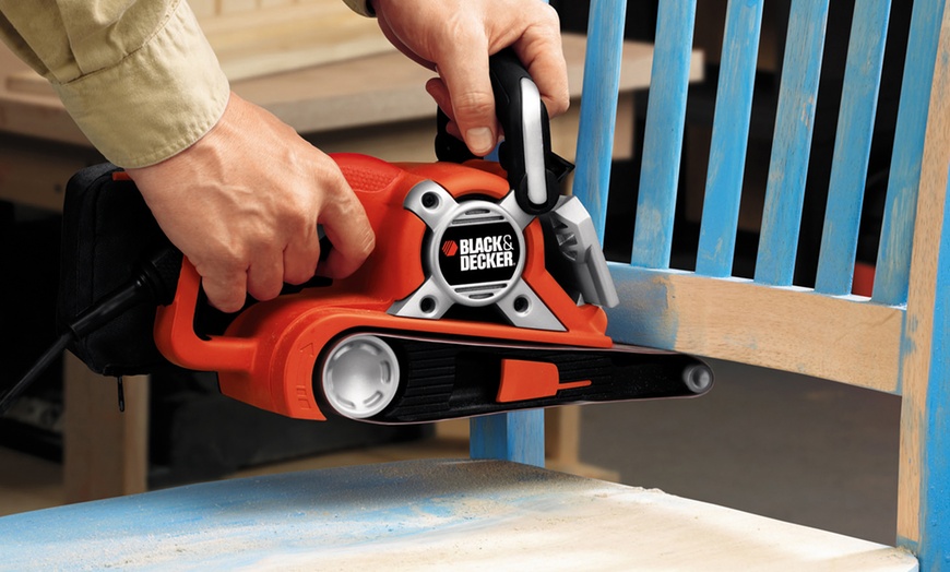 Image 9: Black and Decker Belt Sander