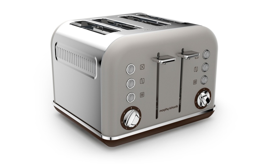 Image 15: Morphy Richards Kettle & Toaster