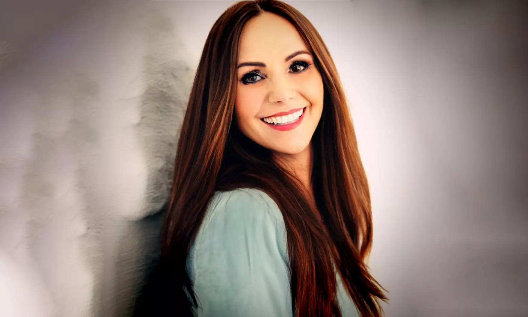 Haarverlängerung inkl. Schnitt und Typberatung bei Connis Haarverlängerung (bis zu 47% sparen) - Primary Image